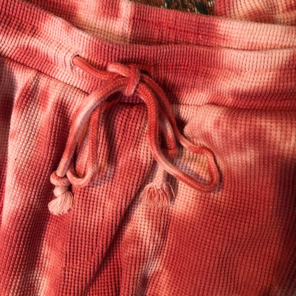 Design Lab Lord & Taylor Pink Tie Dye Waffle Lounge Pants Joggers - Picture 8 of 10